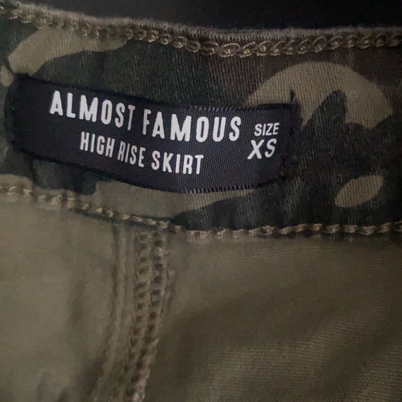 Camp skirt - Picture 2 of 2